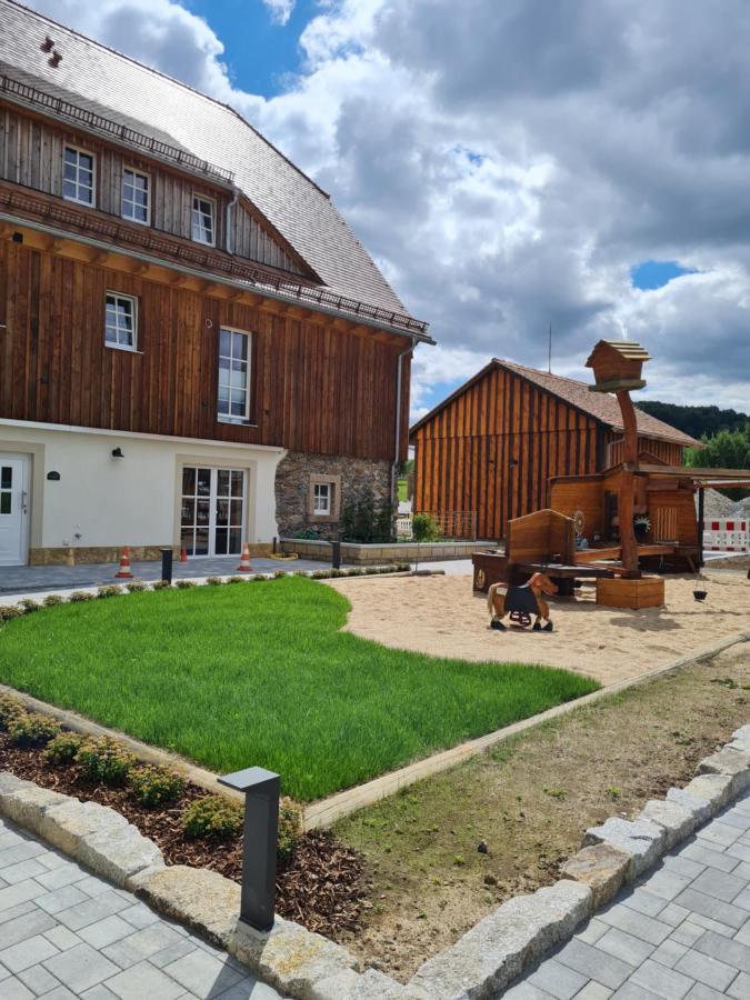 Familien- Und Apartmenthotel Lerchenberghof Walddorf  Dış mekan fotoğraf