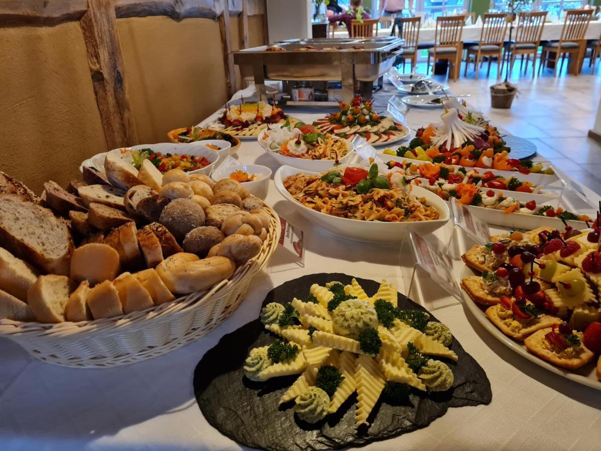 Familien- Und Apartmenthotel Lerchenberghof Walddorf  Dış mekan fotoğraf